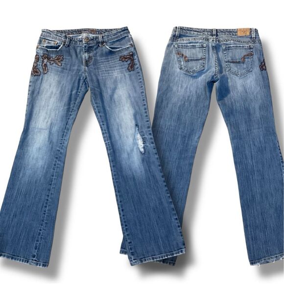 American Eagle AEO Med Wash Embroidered Distressed Stretch Boot Denim Jeans Size - Picture 1 of 12